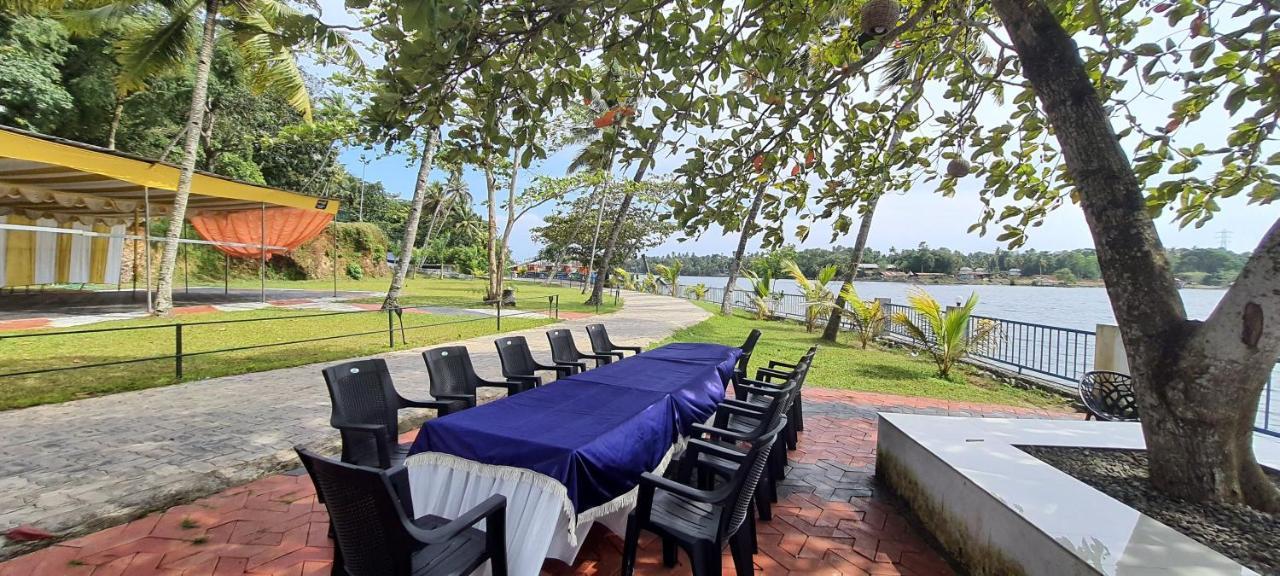 Ripples Service Villas Kollam Eksteriør billede
