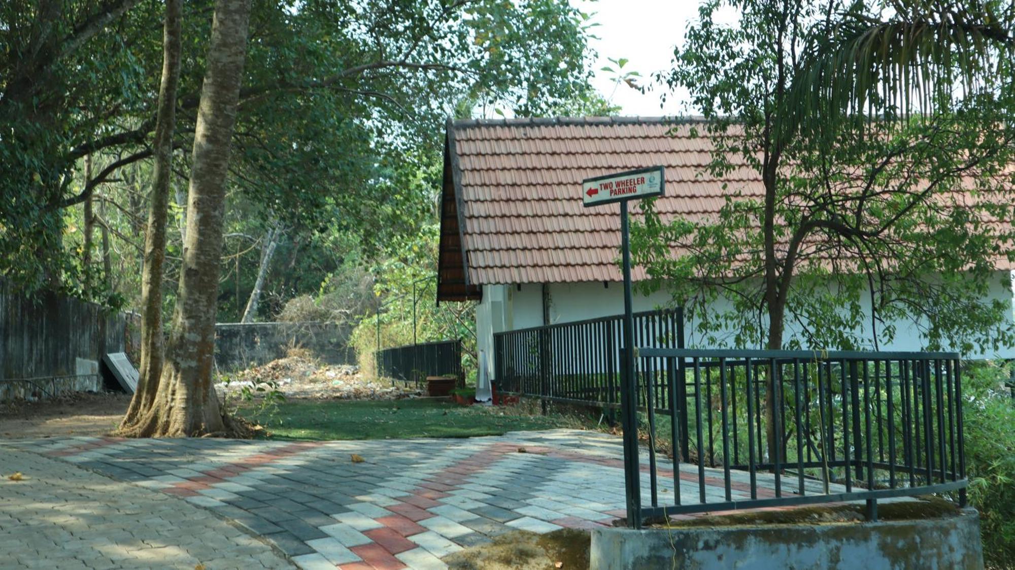 Ripples Service Villas Kollam Eksteriør billede
